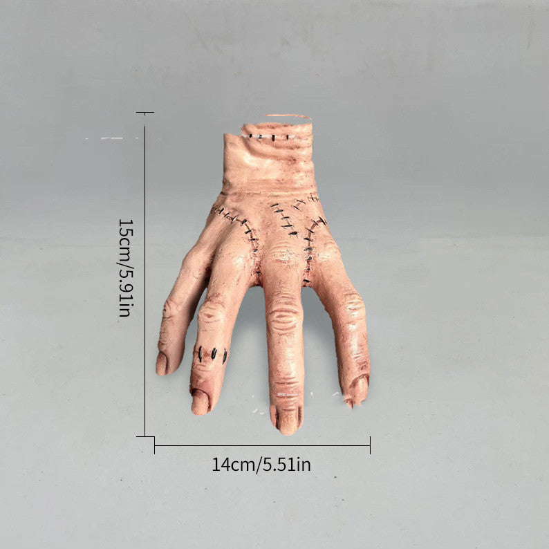La chose de Mercredi ( La famille Adams)