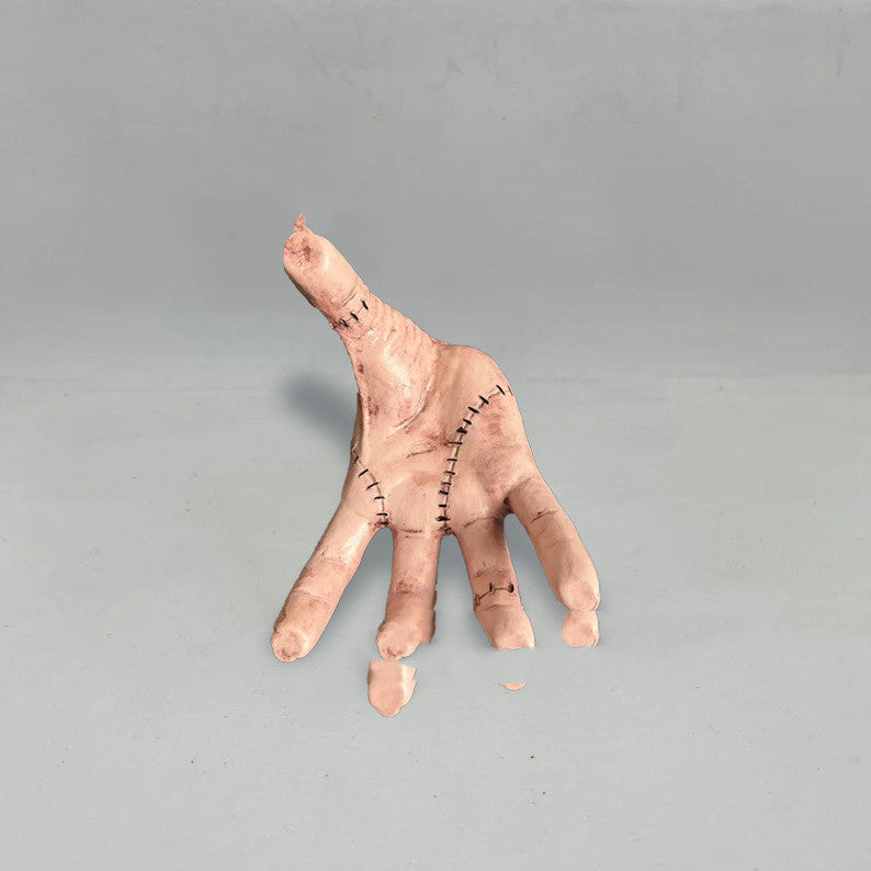 La chose de Mercredi ( La famille Adams)