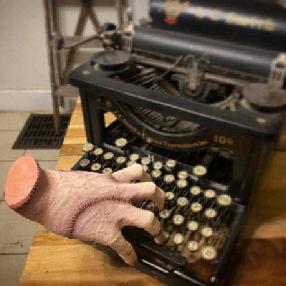 La chose de Mercredi ( La famille Adams)